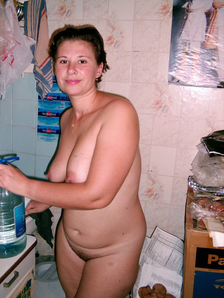 Family Sex Photos: Explicit Moments with Friend - Amateur Porn