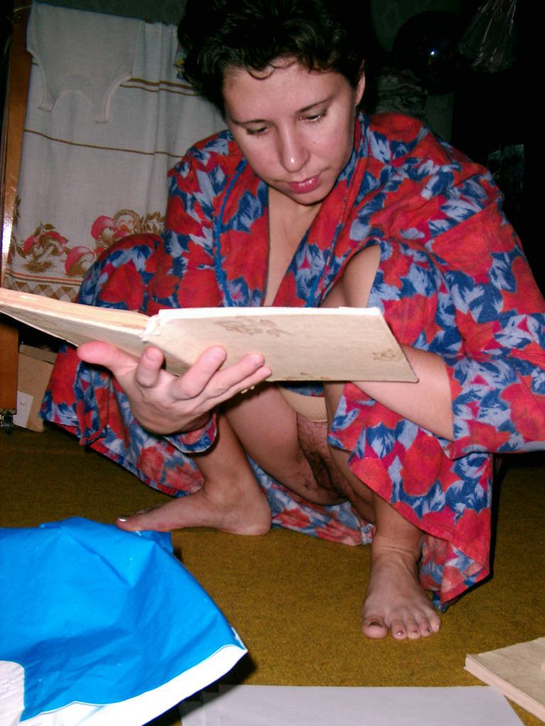 Family Sex Photos: Explicit Moments with Friend - Amateur Porn