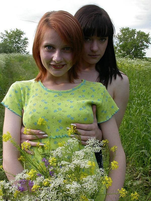 Wild Amateur Friends Having Outdoor Fun - Explicit Porn Photos