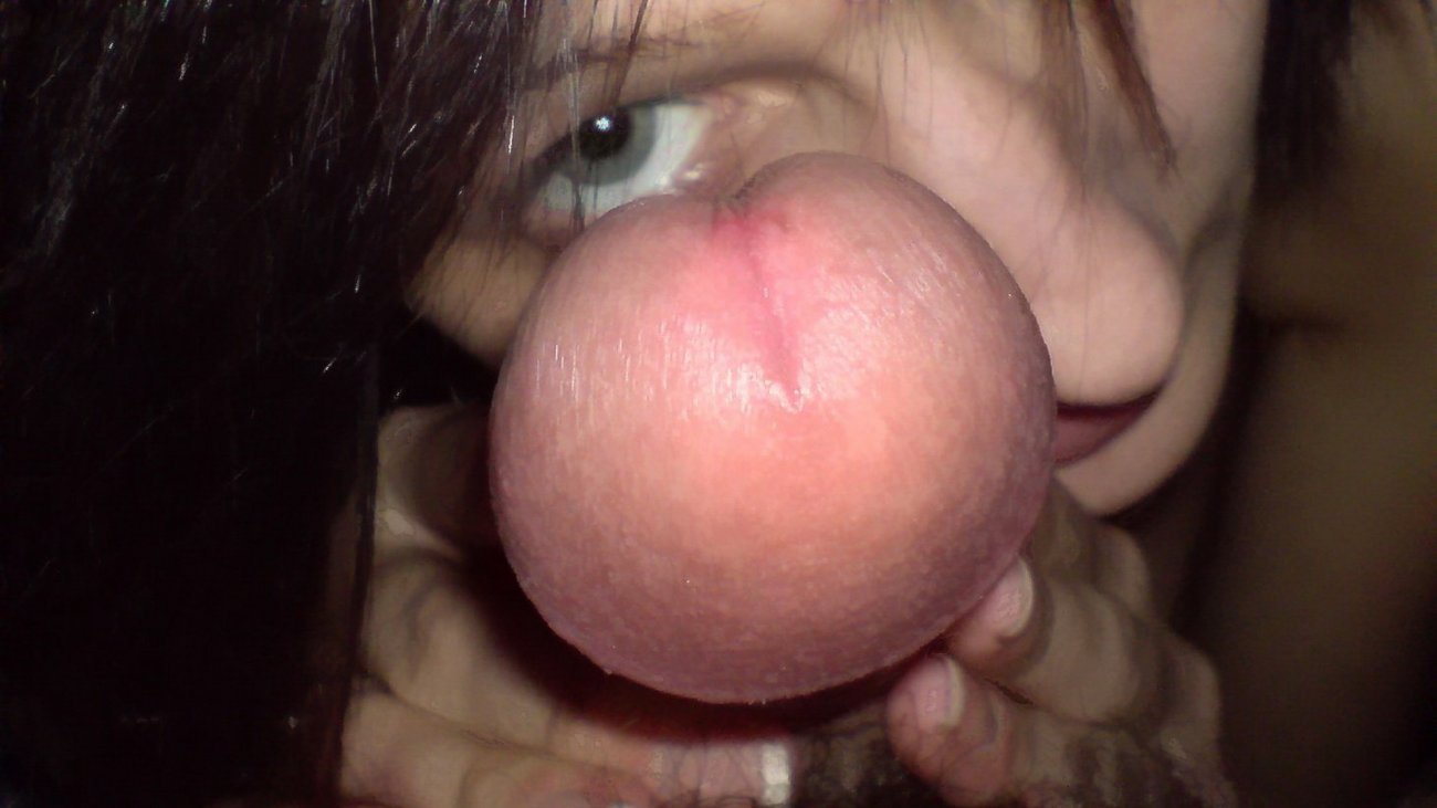 Compilation of Cute Ladies Skillfully Working Their Mouths. Part 1.