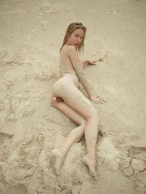 Beach Babe with Anal Plug in Ass: Amateur Anal Play Photo