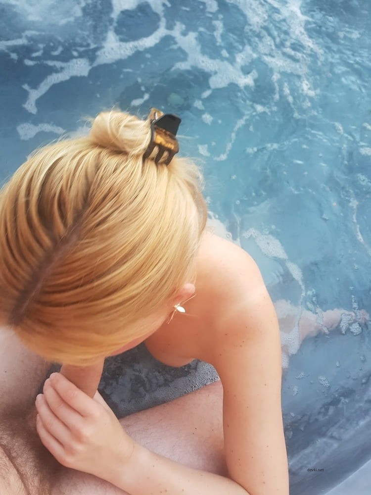 Hot Vacation Sex Tape with Wife: Explicit Amateur Porn Report