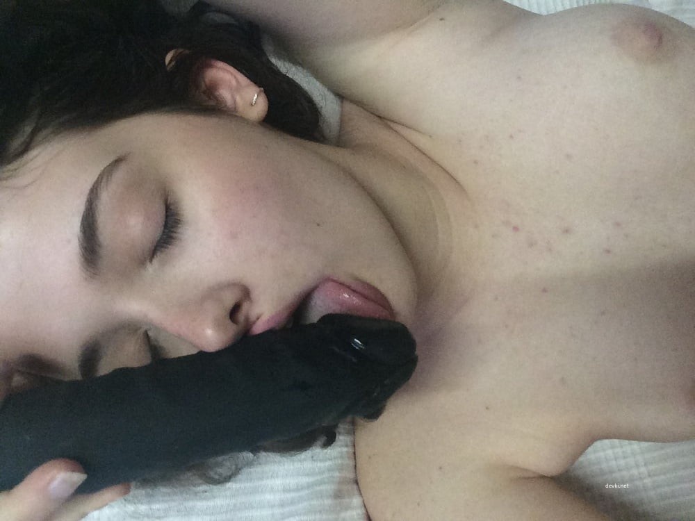 Amateur Girlfriend Loves Double Penetration - Explicit Homemade Porn