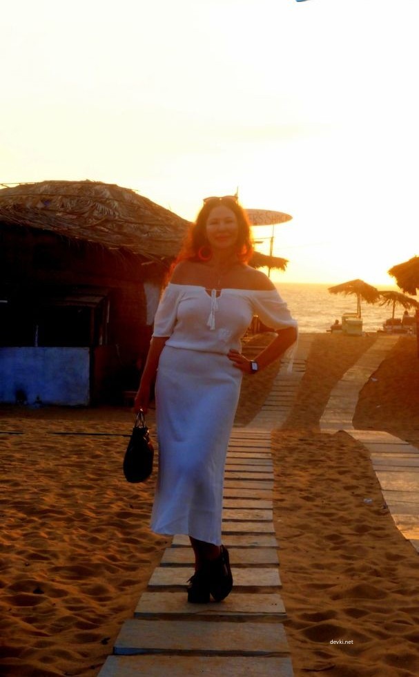 Private Vacation Photos of Sexy Lady - Explicit Amateur Pics