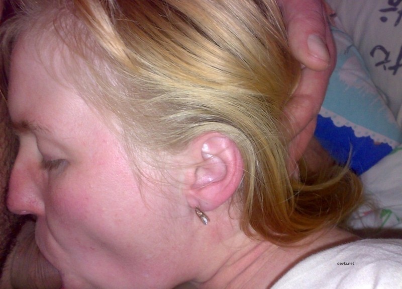 Filming My Naked Wife: Amateur Porn Photos with Explicit Content