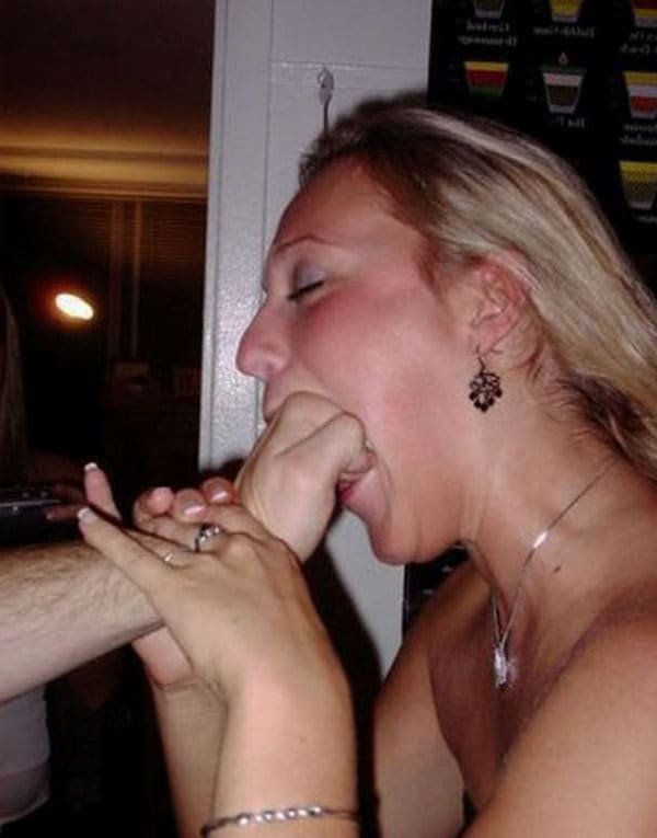 Amateur Babes with Huge Stretched Mouths - Explicit Porn Photos