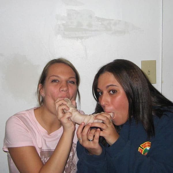 Amateur Babes with Huge Stretched Mouths - Explicit Porn Photos