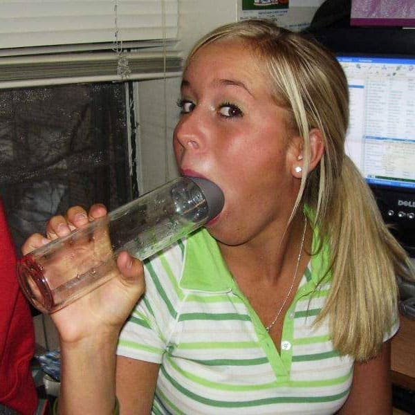 Amateur Babes with Huge Stretched Mouths - Explicit Porn Photos