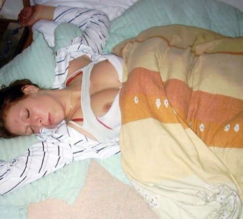 Drunk Sluts Amateur Porn Pics: Explicit Photos of Intoxicated Whores