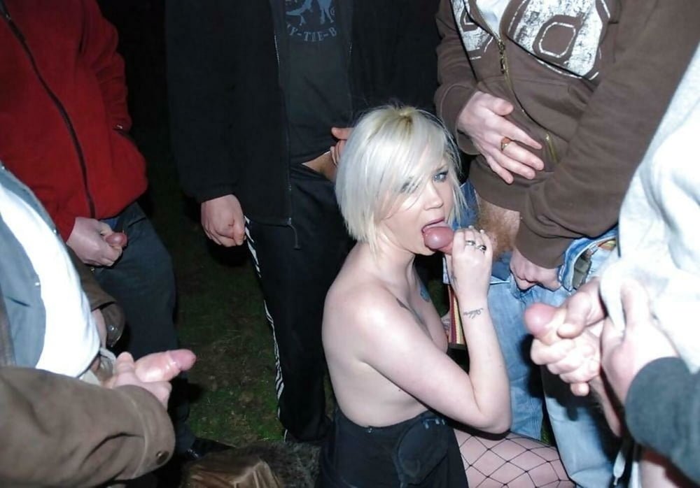 Deepthroat Amateur Porn: When It's Time to Work That Mouth