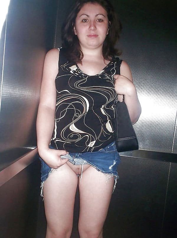 Explicit Amateur Photos: Naked Babes in Elevator - Uncensored Voyeurism