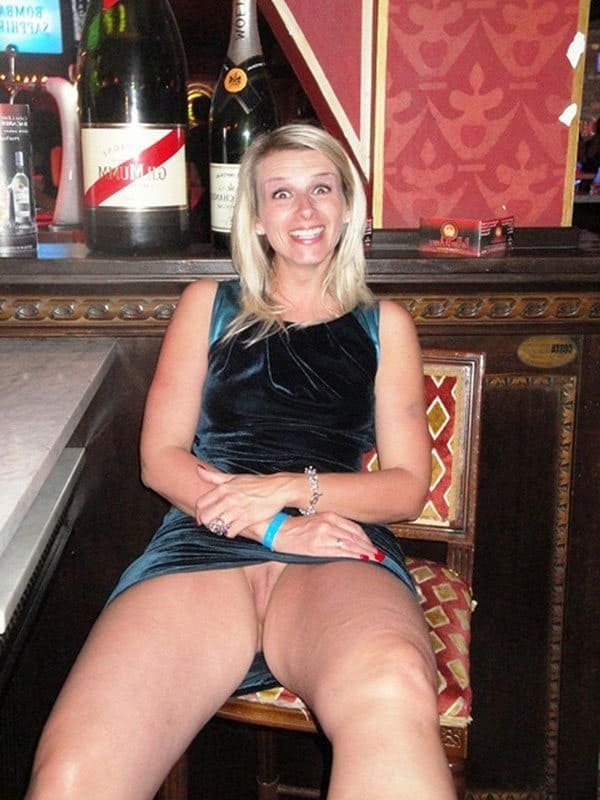 Happy Girls Don't Wear Panties: Explicit Amateur Photo Collection