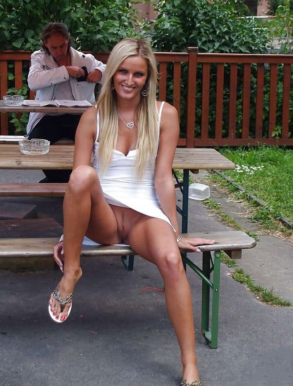Happy Girls Don't Wear Panties: Explicit Amateur Photo Collection