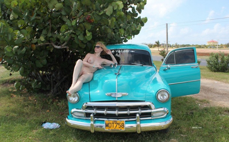 Explicit Cuban Vacation Photo Report: Amateur XXX Pics