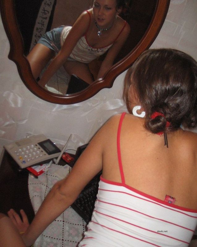 Mirror Blowjob and Tit Flash Amateur Porn Pics