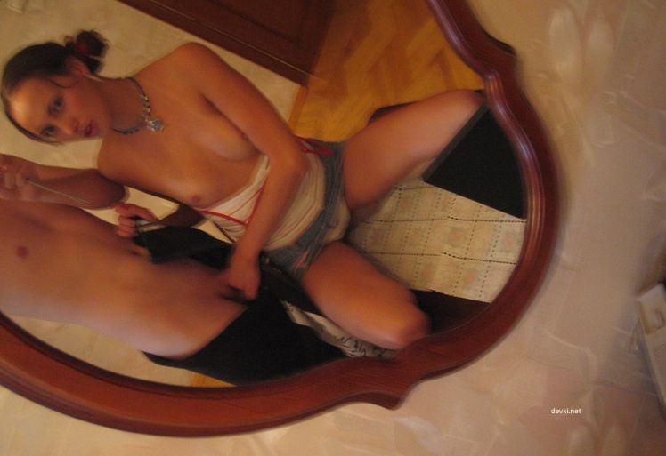 Mirror Blowjob and Tit Flash Amateur Porn Pics