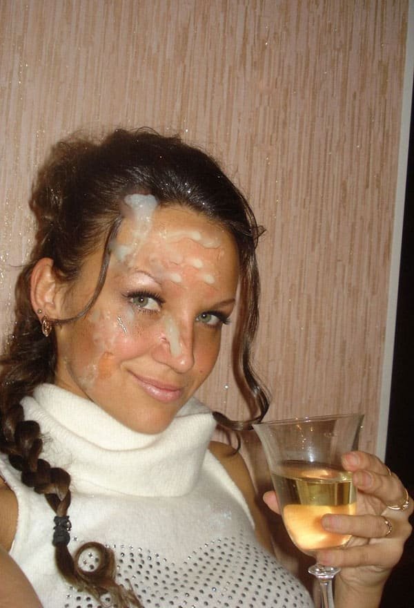 Sultry Beauty Unleashed: No Holds Barred Amateur Porn Photo Shoot