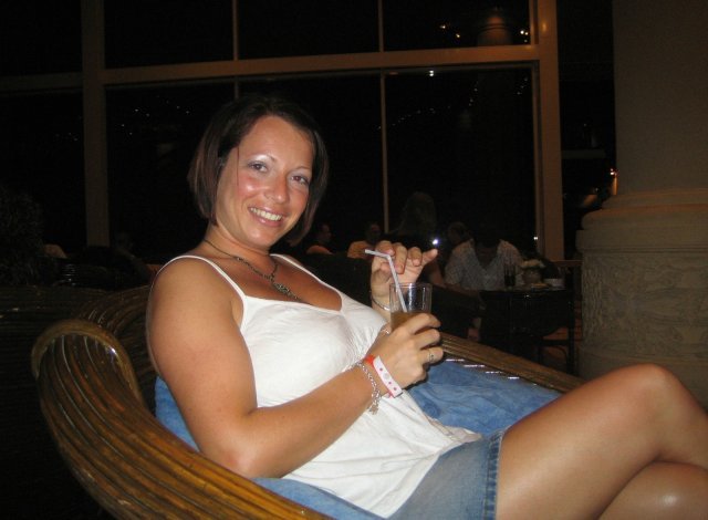 Sluts Crave Cum: Amateur Porn Photos