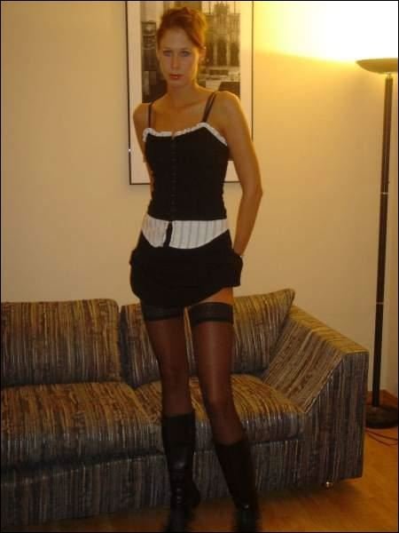 Skinny Girl Loves Cum: Amateur Photo Collection