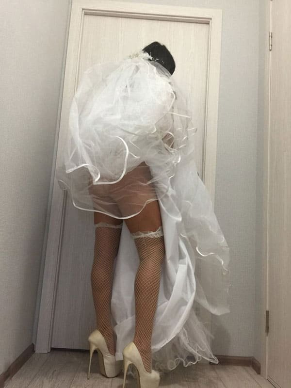 Bride Gets Fucked in Wedding Dress - Amateur Porn Photo