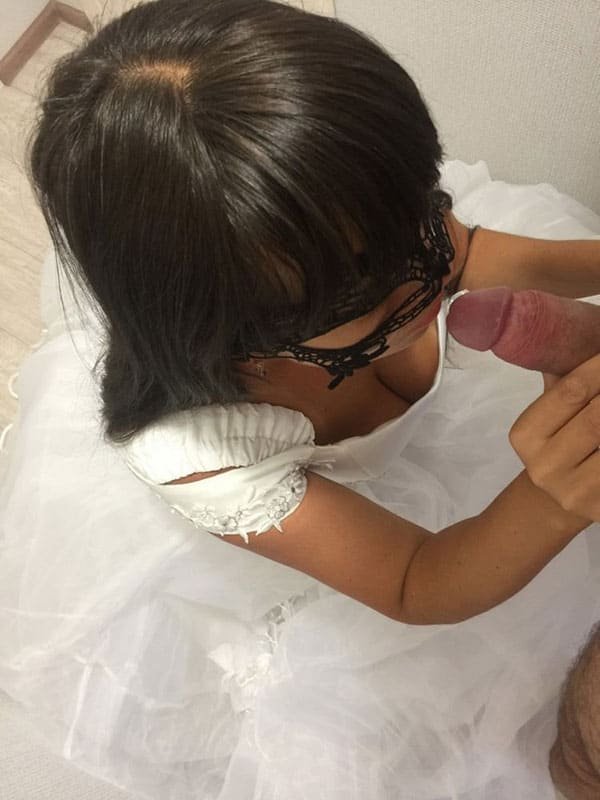 Bride Gets Fucked in Wedding Dress - Amateur Porn Photo