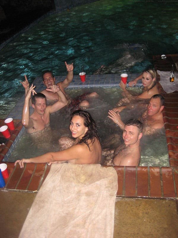 Intoxicated Babes Go Wild in Hardcore Amateur Porn Pics