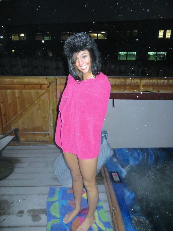 Hot Winter Masturbation in Jacuzzi by Sexy Amateur