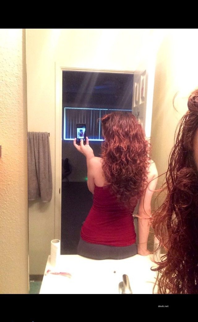 Sexy Redhead Shows Off Her Tits - Amateur Explicit Photo