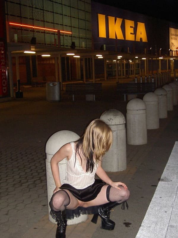 Exposed Street Whores at Night: Amateur Porn Photos