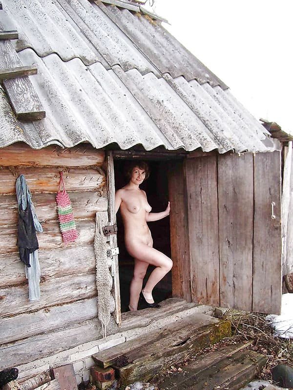 Naked Woman in the Village: Explicit Amateur Nude Photo