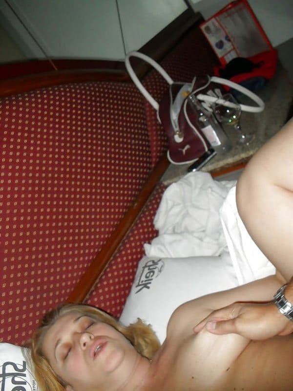 Intense Cunnilingus Session with Amateur Mistress - XXX Photo