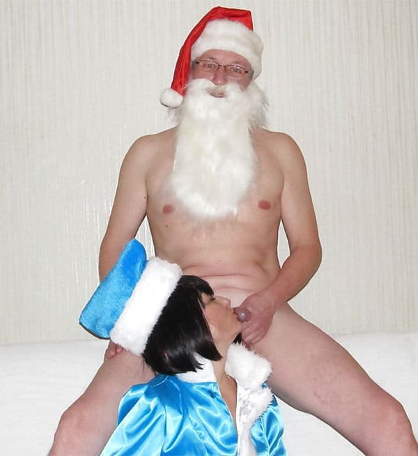 Explicit New Year's Whores Amateur Porn Pics - XXX Festive Sluts