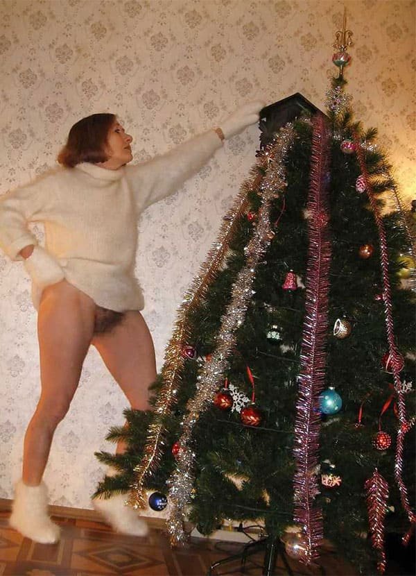 Explicit New Year's Whores Amateur Porn Pics - XXX Festive Sluts