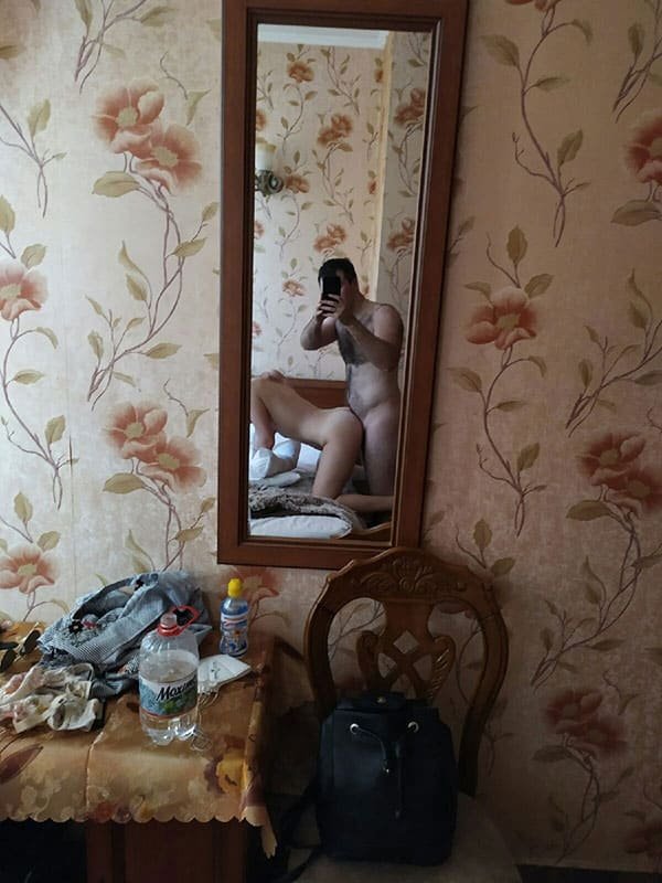 Amateur Slut's Explicit Home Sex Photo Shoot