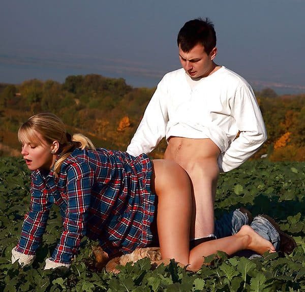 Amateur Sluts Exposing Their Pussies - Explicit Porn Photos