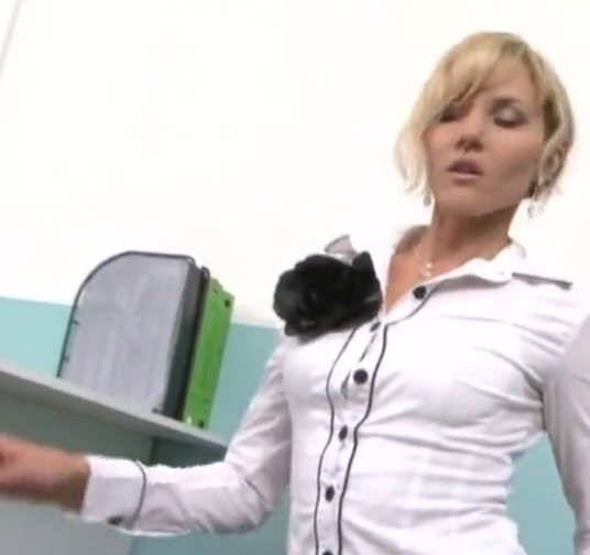 Office Coquette: Explicit Amateur Office Porn Photo Shoot