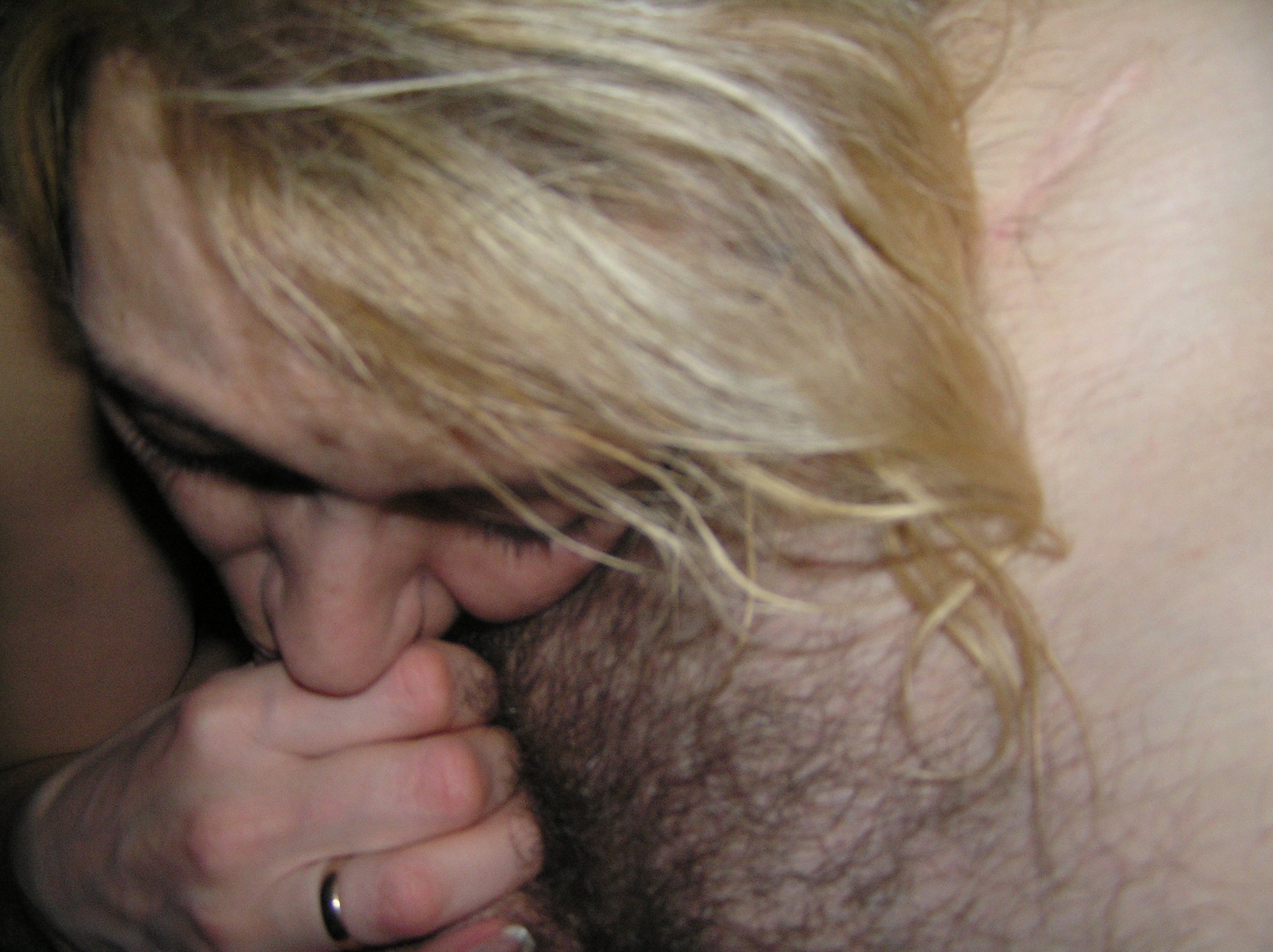 Hot Amateur Alenka Naked in Shower: Explicit Homemade Porn Pics