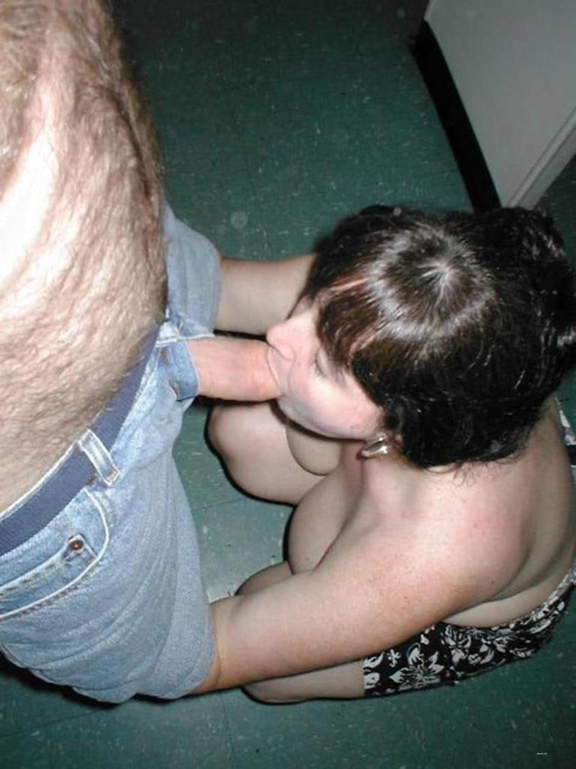 Hot Mature Couple's Explicit Amateur Sex Photos