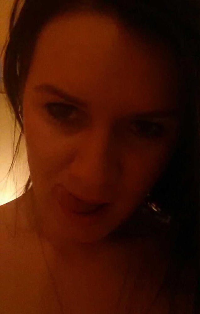 Hot Amateur Blowjob Photos - Sexy Russian Babe Loves Giving Head