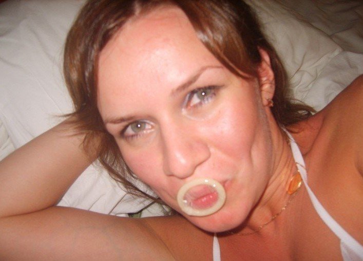 Hot Amateur Blowjob Photos - Sexy Russian Babe Loves Giving Head