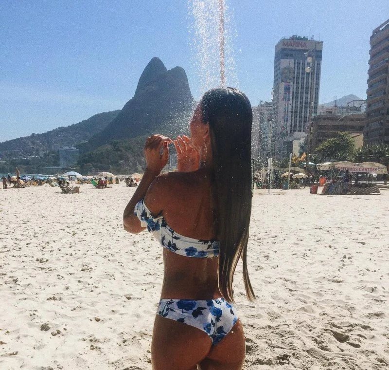 Raissa Alves: Hot Brazilian Bombshell Exposed in 26 Sexy Photos