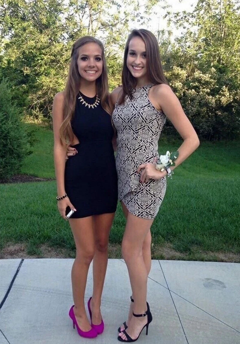 Hot Babes with Sexy Legs: Seductive Photos of Beautiful Women