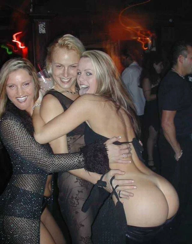 Wild and Fun Girls Love to Party and Let Loose (45 Photos)