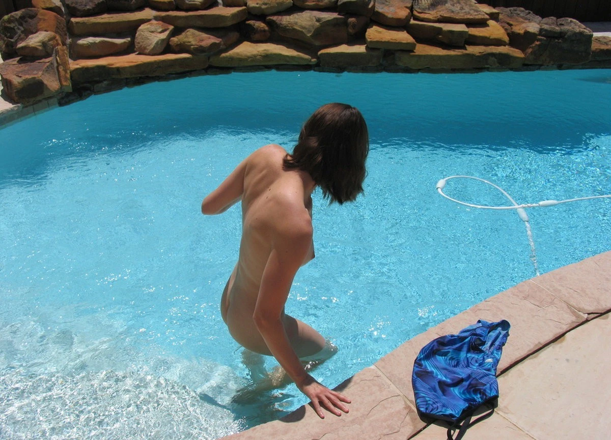 Wild Nude Amateur Outdoor Adventure: Explicit Naked Recreation