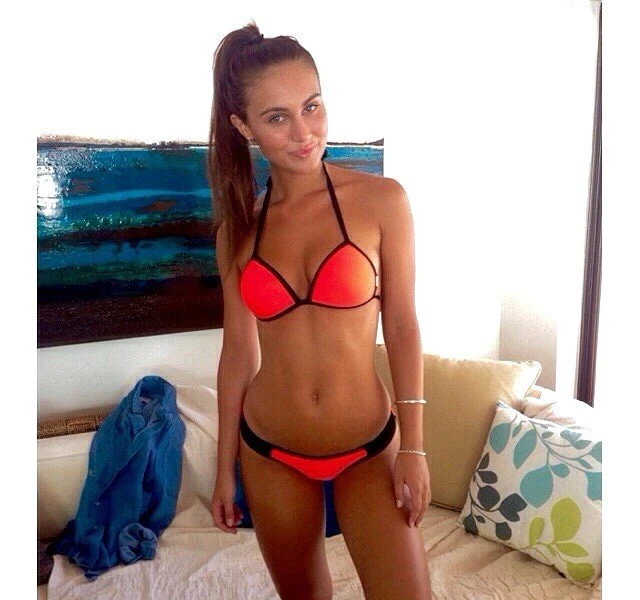 Hot Australian Nurse Stef Rayner: Explicit Photos and Videos