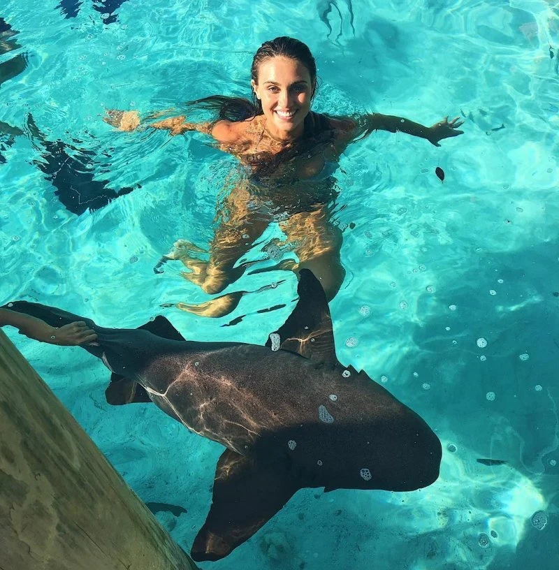 Hot Australian Nurse Stef Rayner: Explicit Photos and Videos