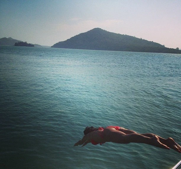 Hot Australian Nurse Stef Rayner: Explicit Photos and Videos