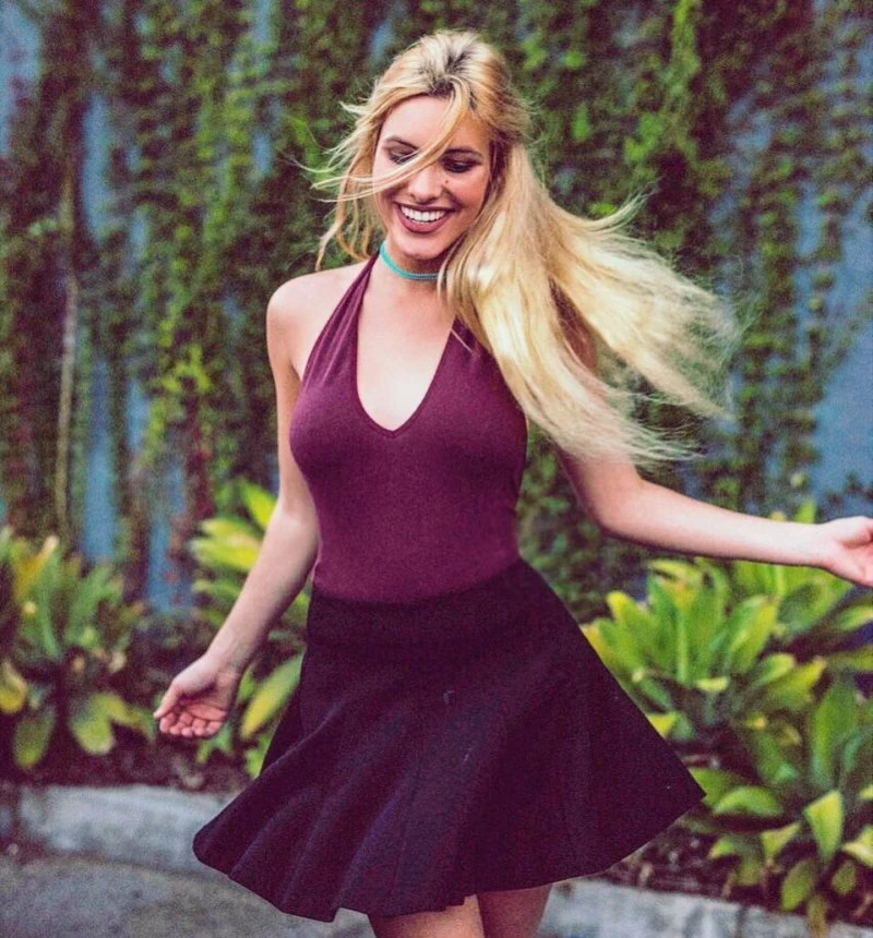 Venezuelan Bombshell Lele Pons: Phenomenally Popular Blonde Beauty