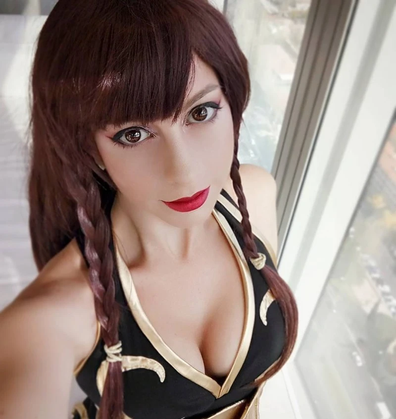 Explicit and Stunning Cosplay Girls: Revealing and Beautiful Photos