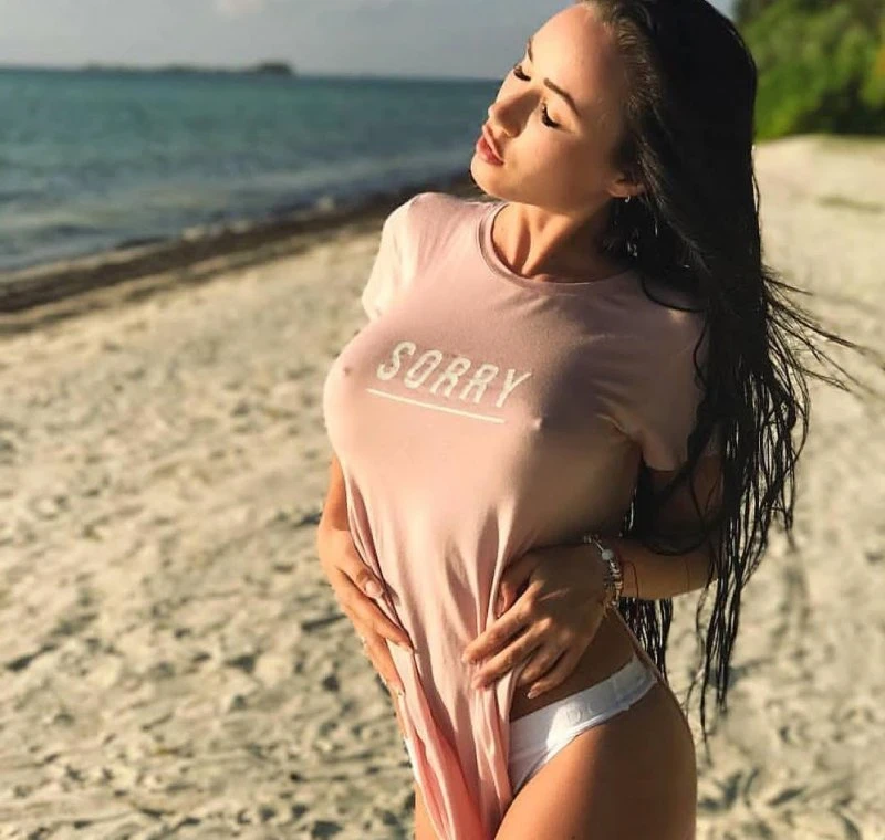 Seductive and Hot Babes Breathing Deeply - Explicit and Provocative Girls in Action